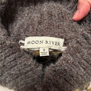 Moon River Charcoal Knit Pullover